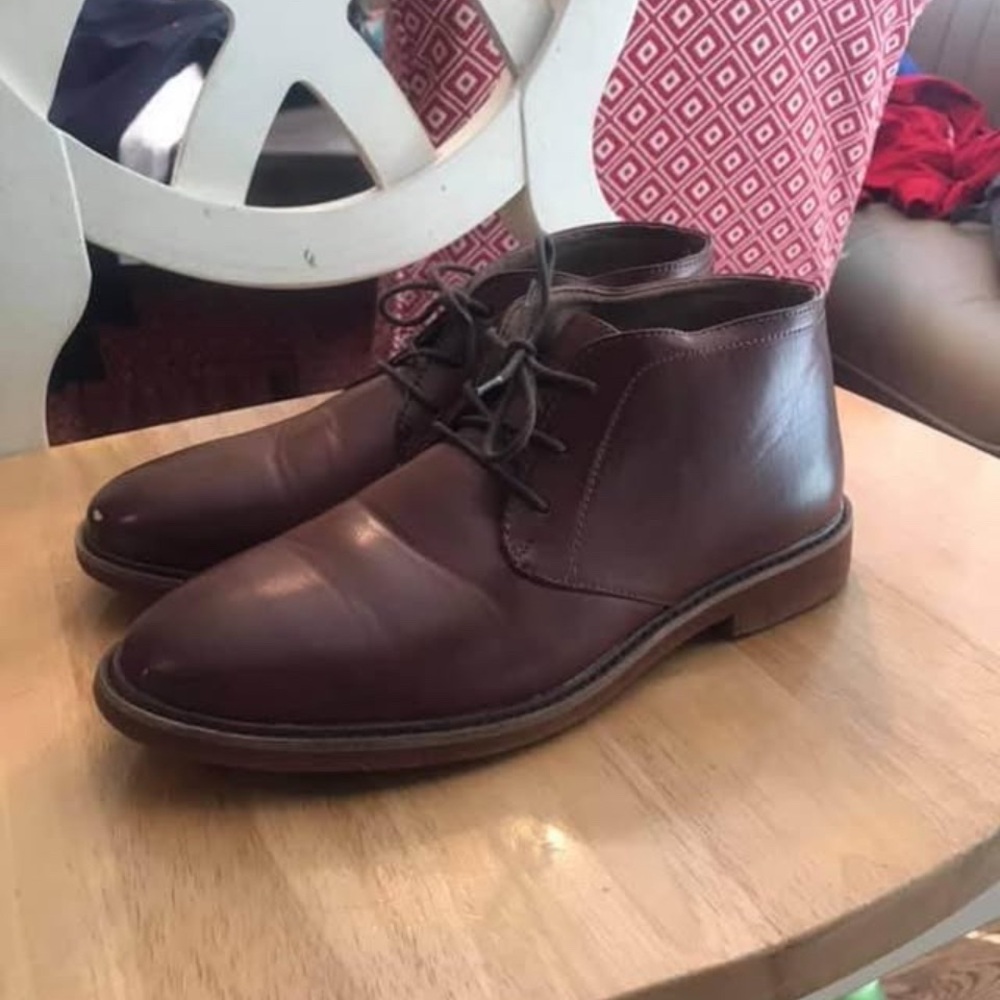 Deer Stags Brown Leather Chukka Boots Timeless Design